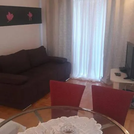 Apartment Jela Selce